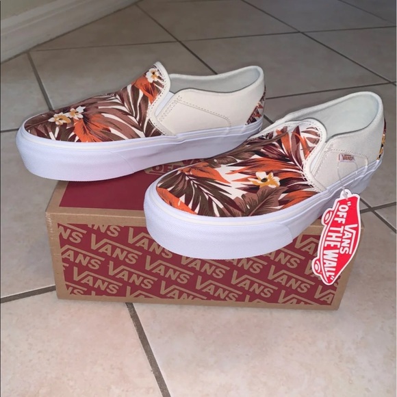 Vans - Picture 4 of 4